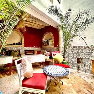 https://essaouira-youth-hostel-social-travel.essaouirahotels.net